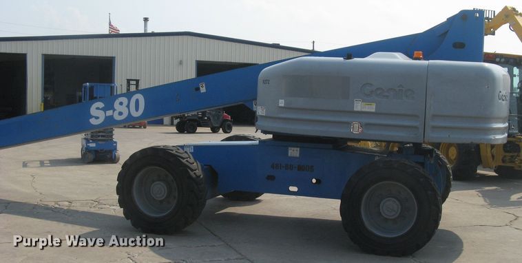 image for item DG5292 2007 Genie S80  boom lift