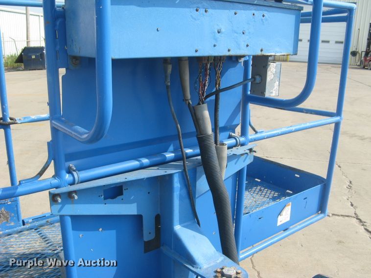 image for item DG5292 2007 Genie S80  boom lift