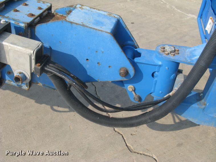 image for item DG5292 2007 Genie S80  boom lift