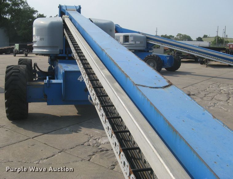 image for item DG5292 2007 Genie S80  boom lift