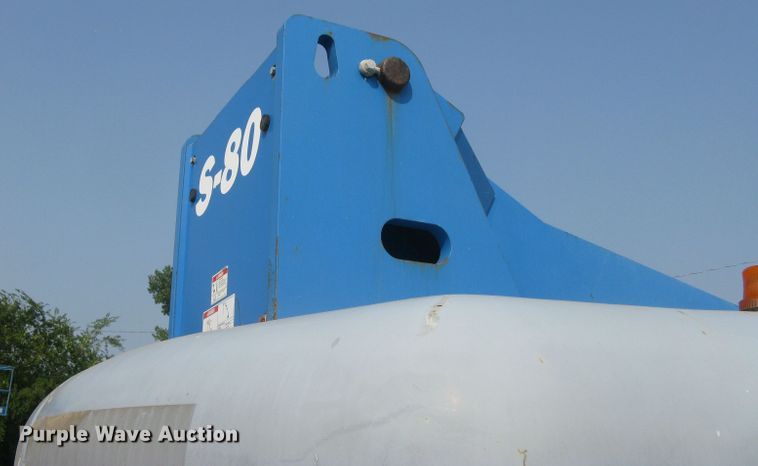 image for item DG5292 2007 Genie S80  boom lift