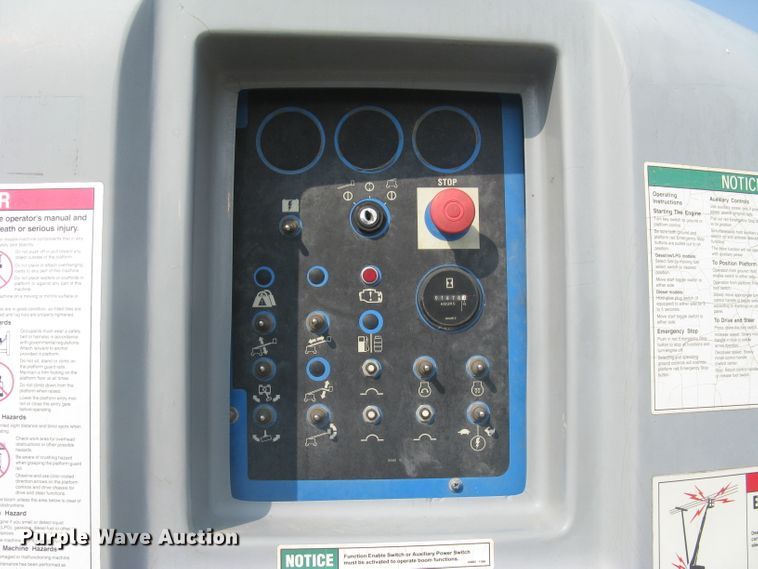 image for item DG5292 2007 Genie S80  boom lift