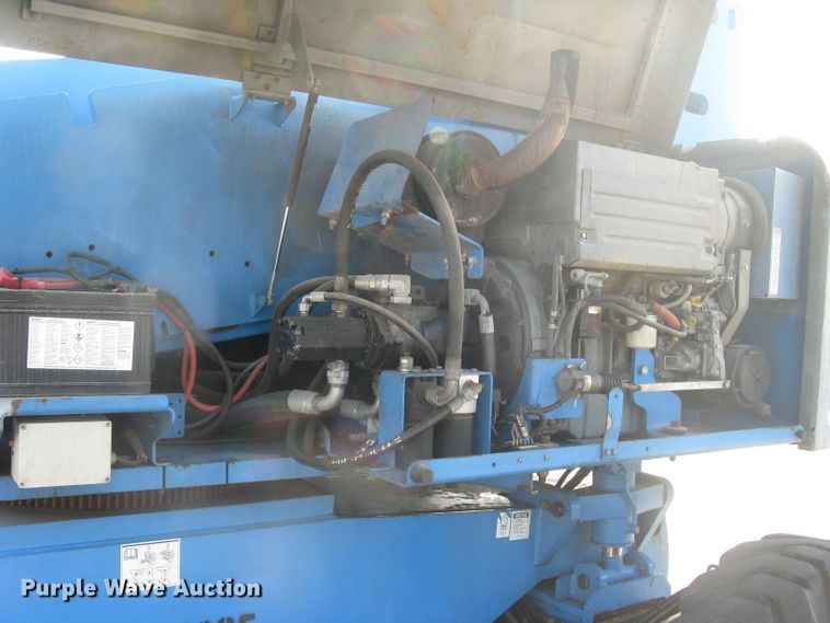 image for item DG5292 2007 Genie S80  boom lift