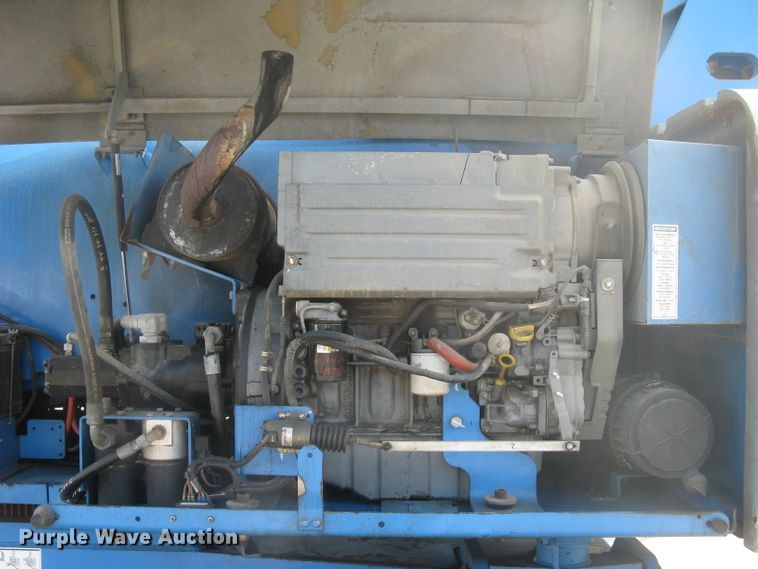 image for item DG5292 2007 Genie S80  boom lift