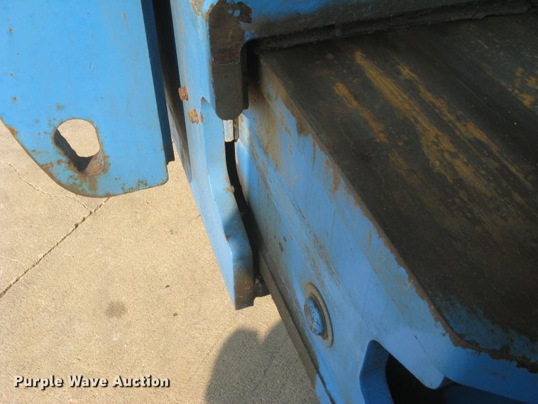 image for item DG5292 2007 Genie S80  boom lift