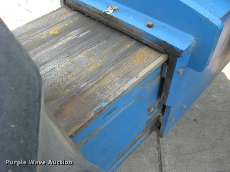 image for item DG5292 2007 Genie S80  boom lift