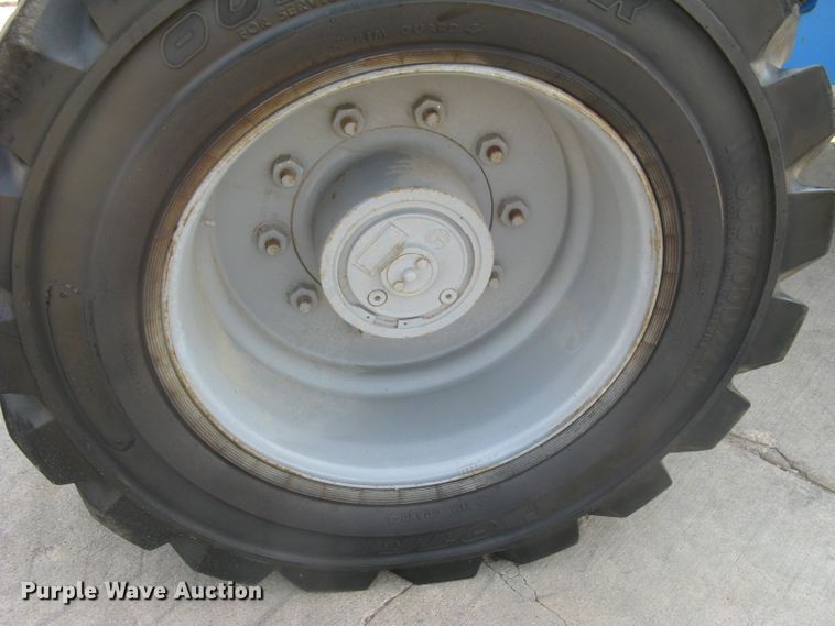 image for item DG5292 2007 Genie S80  boom lift