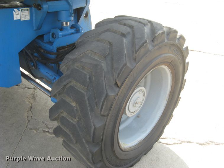 image for item DG5292 2007 Genie S80  boom lift