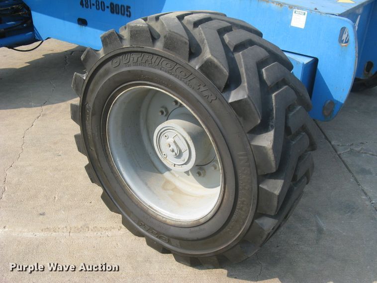 image for item DG5292 2007 Genie S80  boom lift