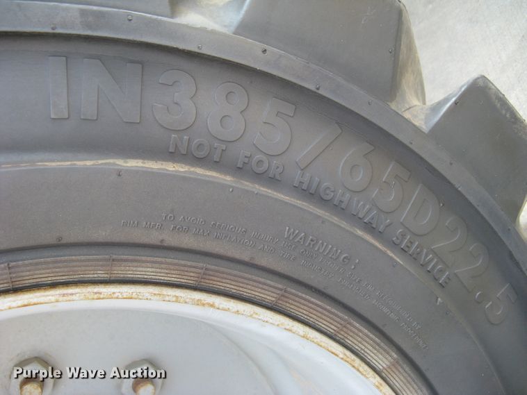 image for item DG5292 2007 Genie S80  boom lift