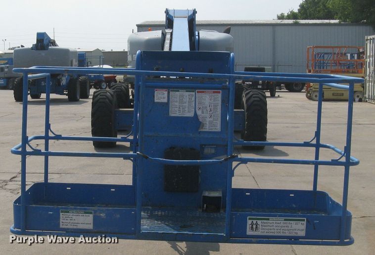 image for item DG5295 2006 Genie S80  boom lift
