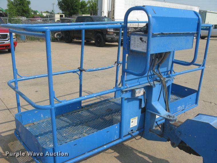 image for item DG5295 2006 Genie S80  boom lift