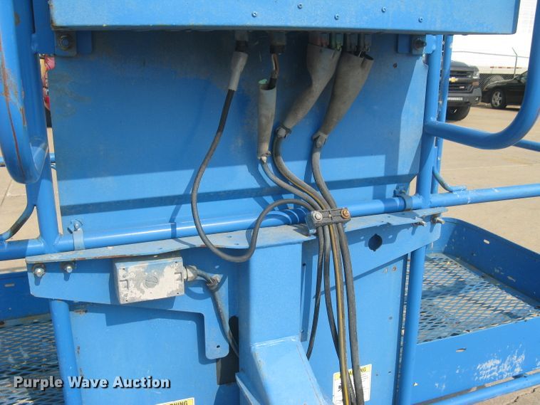 image for item DG5295 2006 Genie S80  boom lift