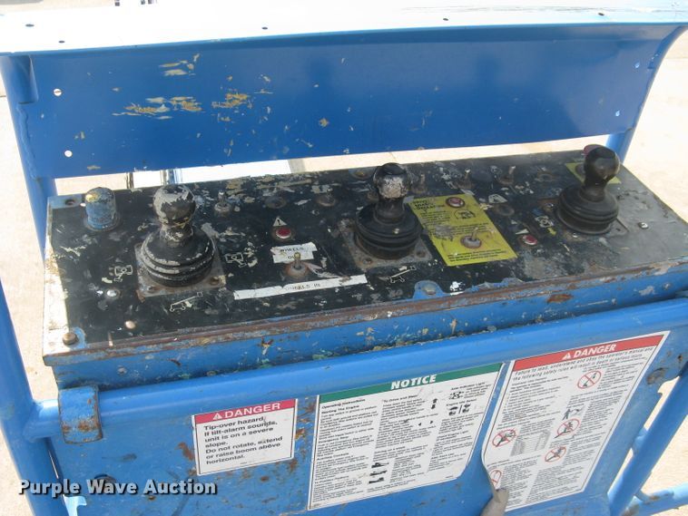 image for item DG5295 2006 Genie S80  boom lift