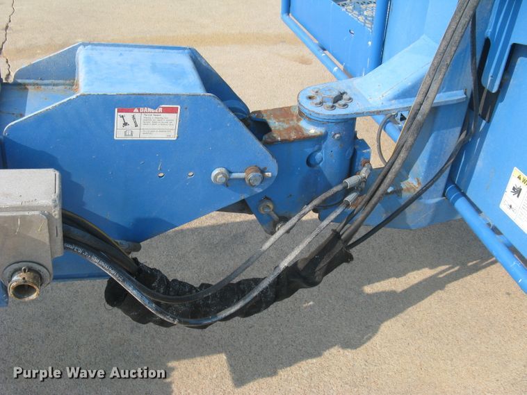 image for item DG5295 2006 Genie S80  boom lift