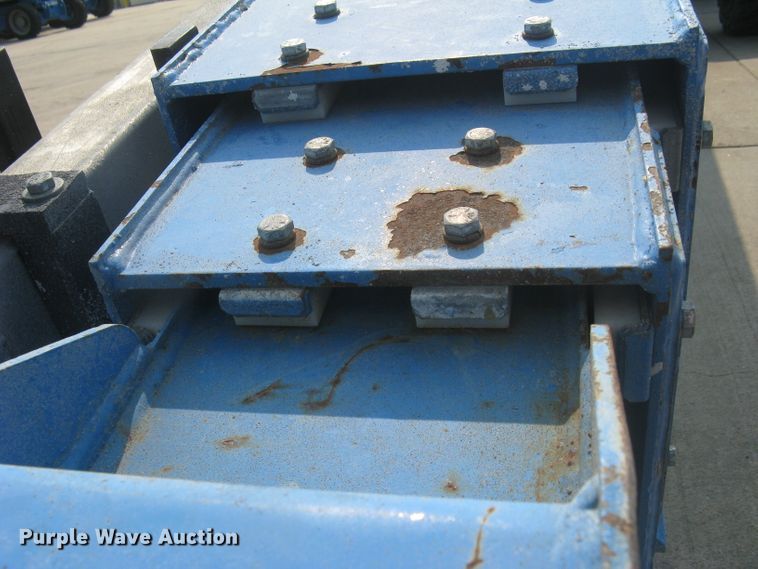 image for item DG5295 2006 Genie S80  boom lift