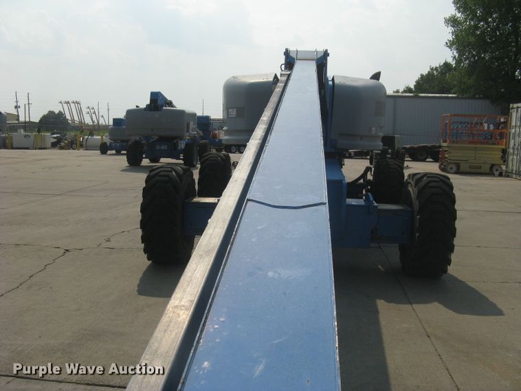 image for item DG5295 2006 Genie S80  boom lift