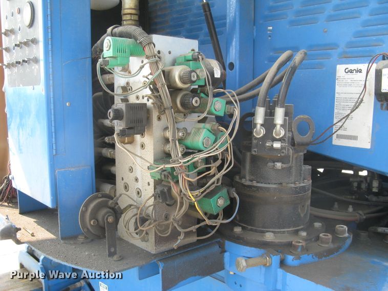 image for item DG5295 2006 Genie S80  boom lift