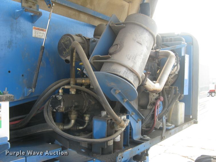 image for item DG5295 2006 Genie S80  boom lift