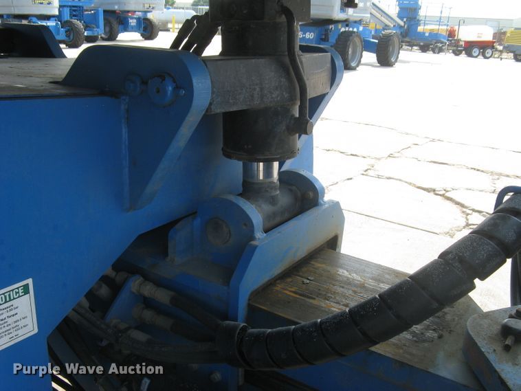 image for item DG5295 2006 Genie S80  boom lift