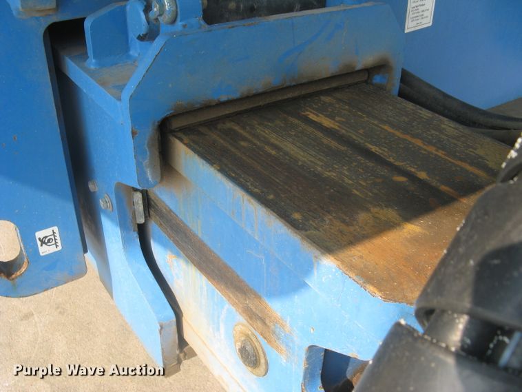 image for item DG5295 2006 Genie S80  boom lift