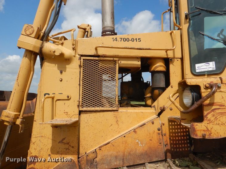 image for item DH7263 1984 Caterpillar D8L  dozer