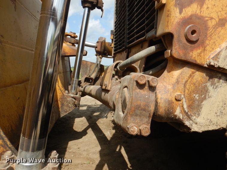image for item DH7263 1984 Caterpillar D8L  dozer