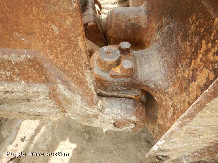 image for item DH7263 1984 Caterpillar D8L  dozer