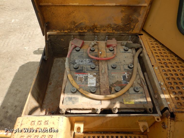 image for item DH7263 1984 Caterpillar D8L  dozer