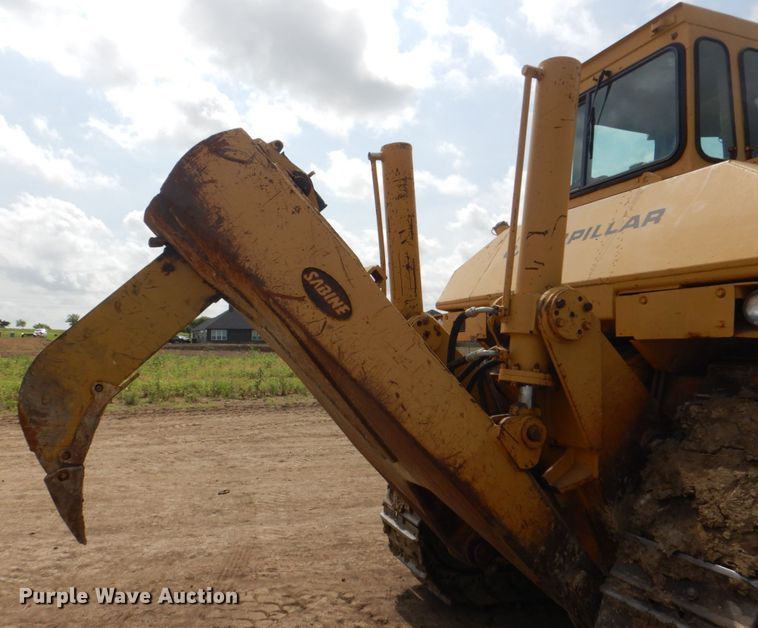 image for item DH7263 1984 Caterpillar D8L  dozer