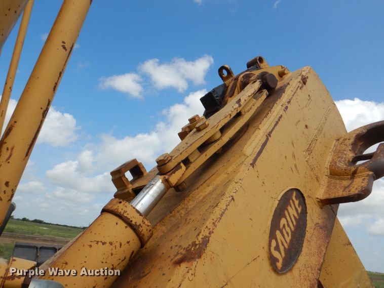 image for item DH7263 1984 Caterpillar D8L  dozer