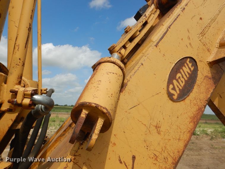 image for item DH7263 1984 Caterpillar D8L  dozer