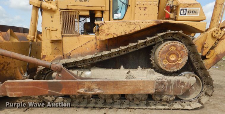 image for item DH7263 1984 Caterpillar D8L  dozer
