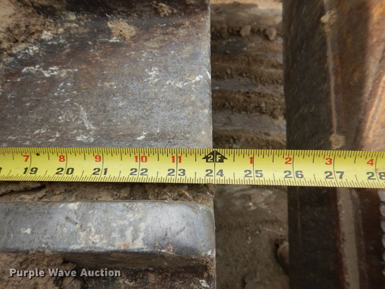 image for item DH7263 1984 Caterpillar D8L  dozer