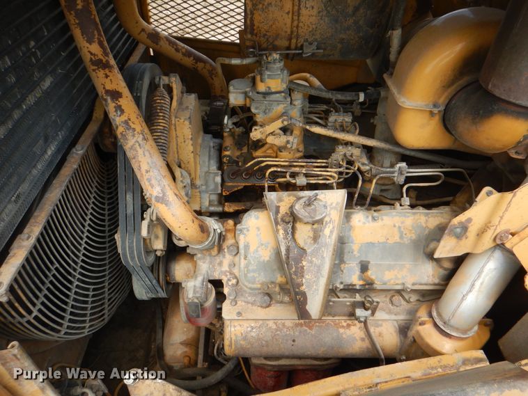 image for item DH7263 1984 Caterpillar D8L  dozer