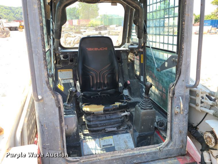 image for item DI6096 2010 Takeuchi TL240  tracked skid steer loader
