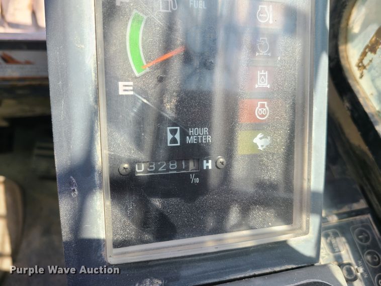 image for item DI6096 2010 Takeuchi TL240  tracked skid steer loader