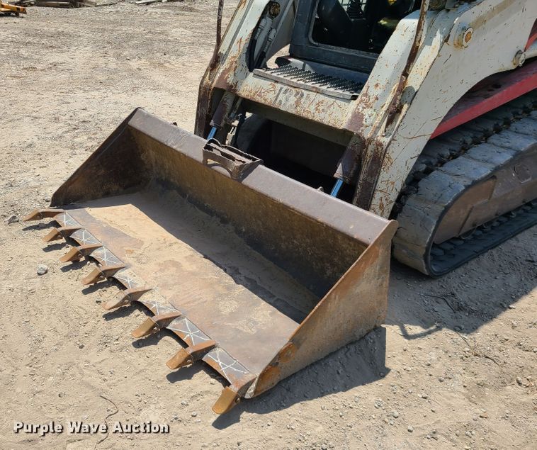 image for item DI6096 2010 Takeuchi TL240  tracked skid steer loader
