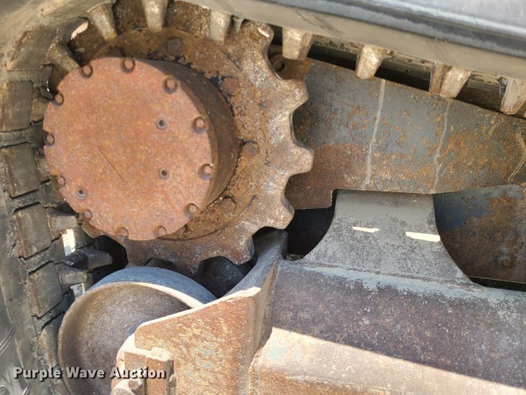 image for item DI6096 2010 Takeuchi TL240  tracked skid steer loader