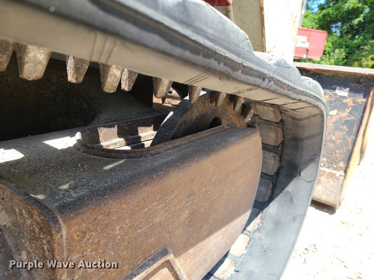 image for item DI6096 2010 Takeuchi TL240  tracked skid steer loader