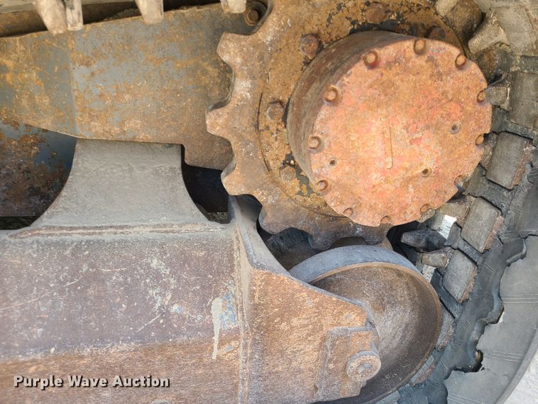 image for item DI6096 2010 Takeuchi TL240  tracked skid steer loader