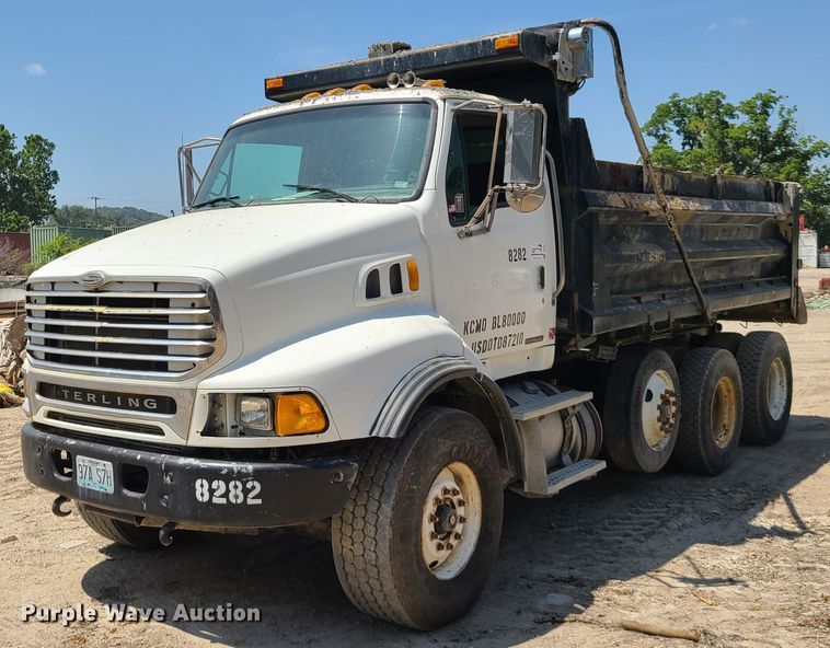 image for item DI6099 2007 Sterling LT9500  dump truck