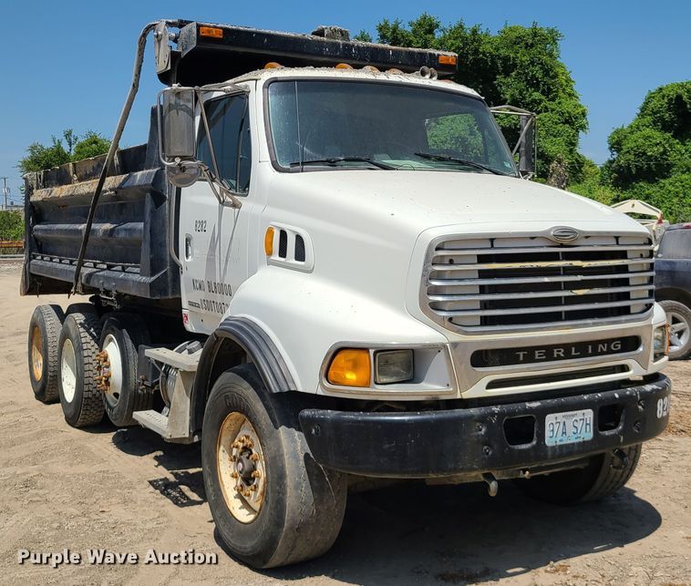 image for item DI6099 2007 Sterling LT9500  dump truck