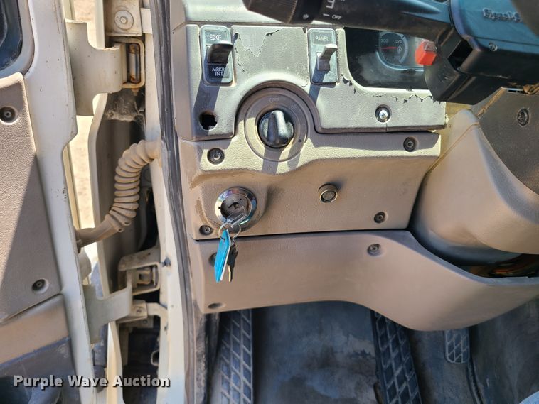 image for item DI6099 2007 Sterling LT9500  dump truck