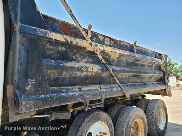 image for item DI6099 2007 Sterling LT9500  dump truck