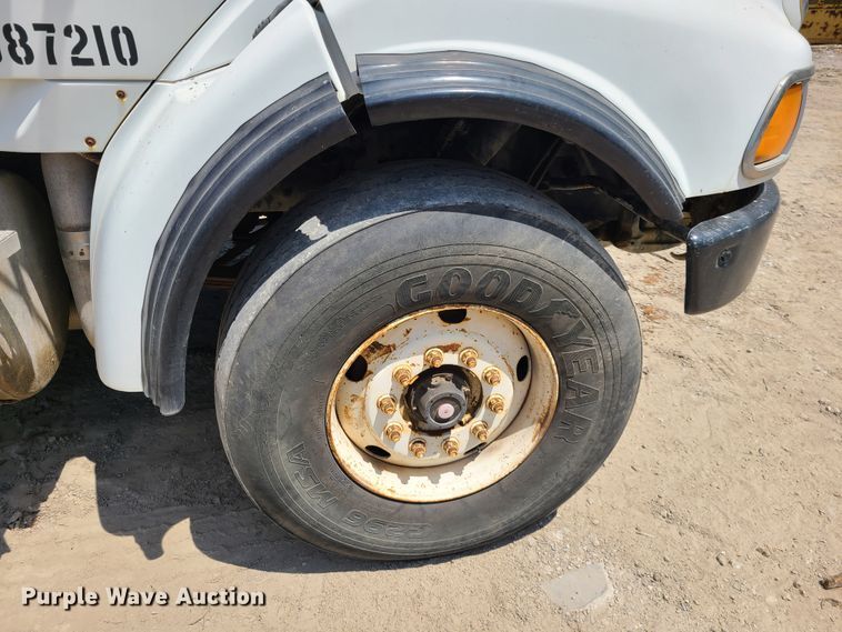 image for item DI6099 2007 Sterling LT9500  dump truck