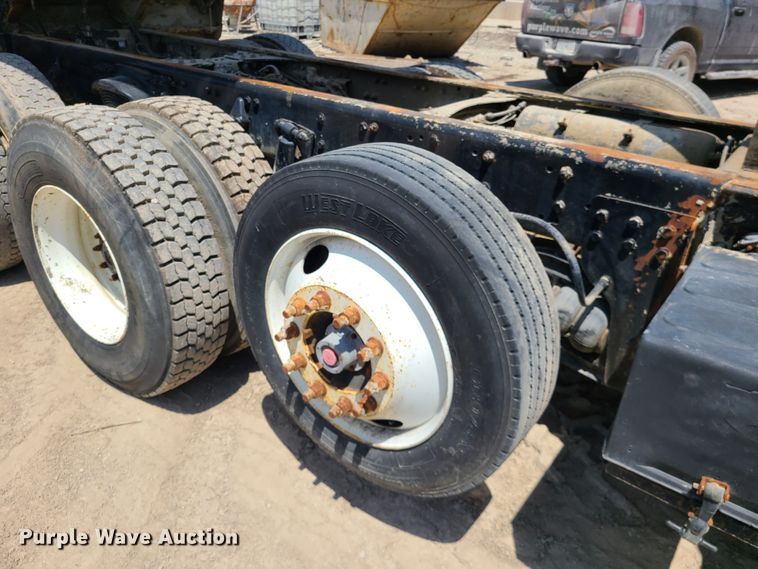 image for item DI6099 2007 Sterling LT9500  dump truck