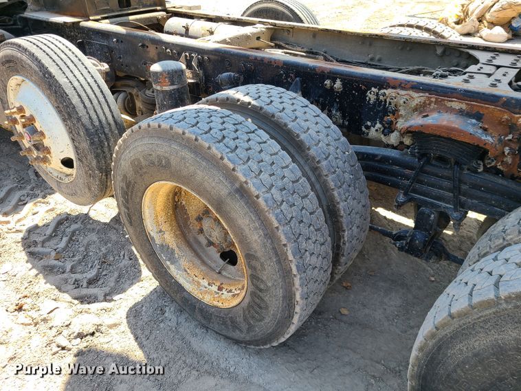 image for item DI6099 2007 Sterling LT9500  dump truck