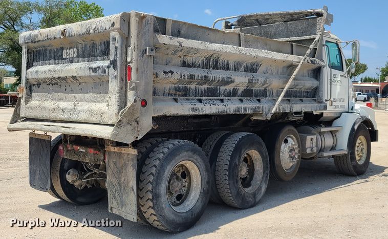 image for item DI6103 2006 Western Star 4900SA  dump truck