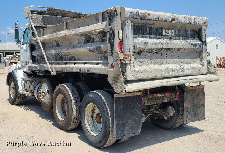image for item DI6103 2006 Western Star 4900SA  dump truck
